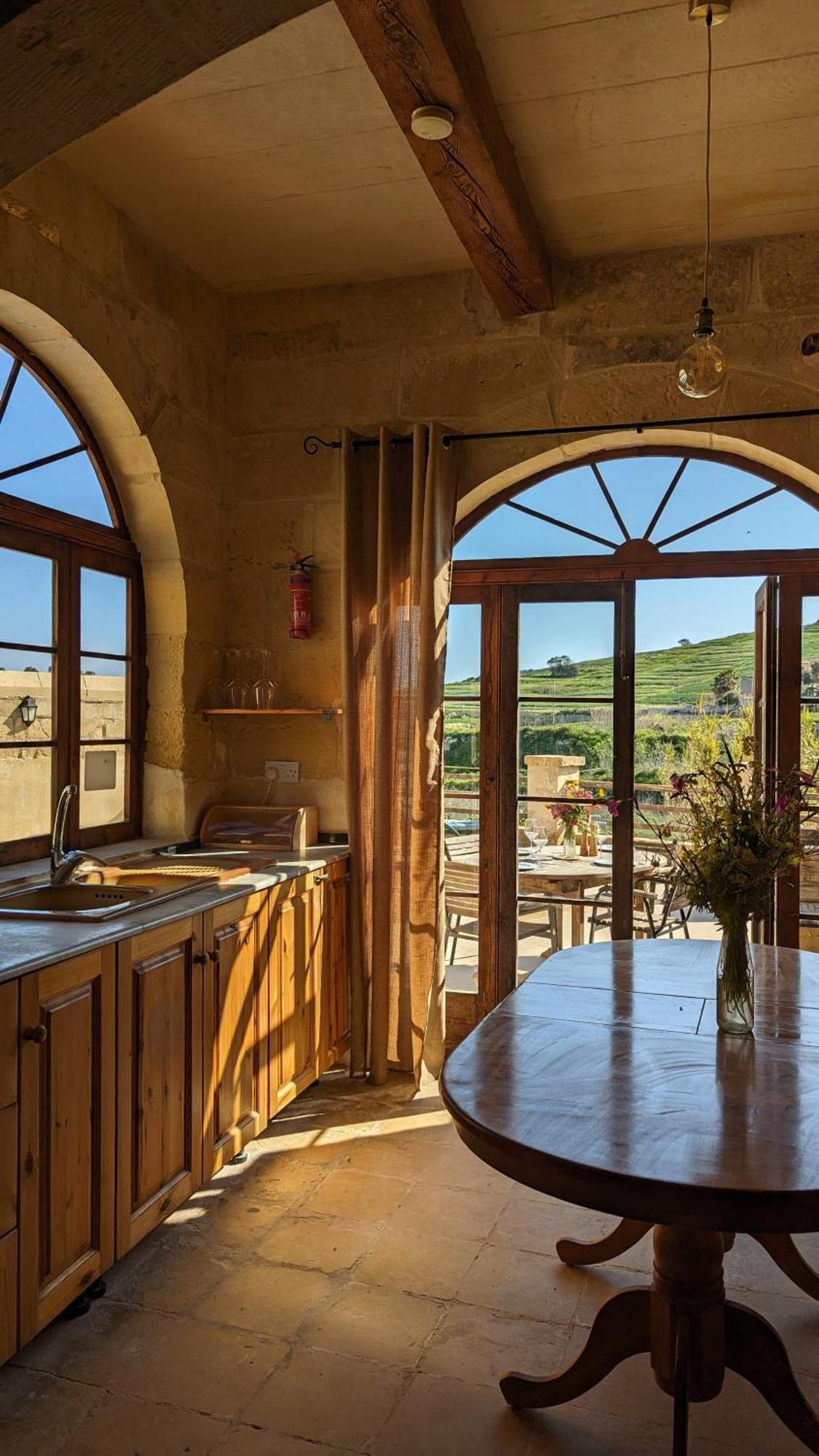 Soluna Boutique Guesthouse Għasri Εξωτερικό φωτογραφία
